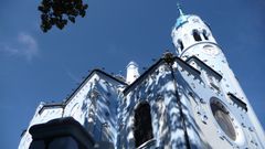 20080912_bratislava_blue_church.jpg
